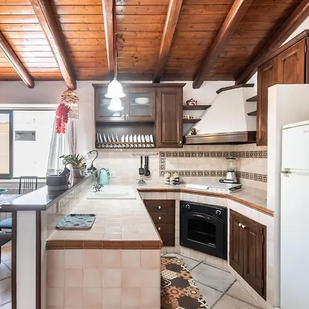 Apartment Attico Micale 500 Meters From The Beach